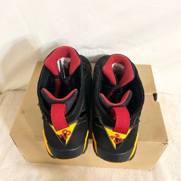 Jordan 7 Retro Citrus size 9.5 CU9307-081 2022 PRE-OWNED - Picture 6 of 10